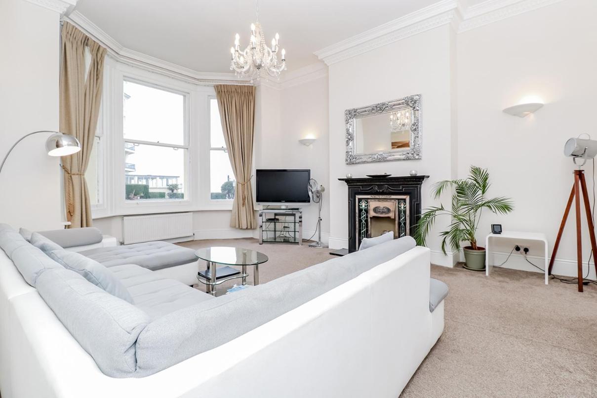 3 Queens Gardens Sea View Apartment Eastbourne Kültér fotó